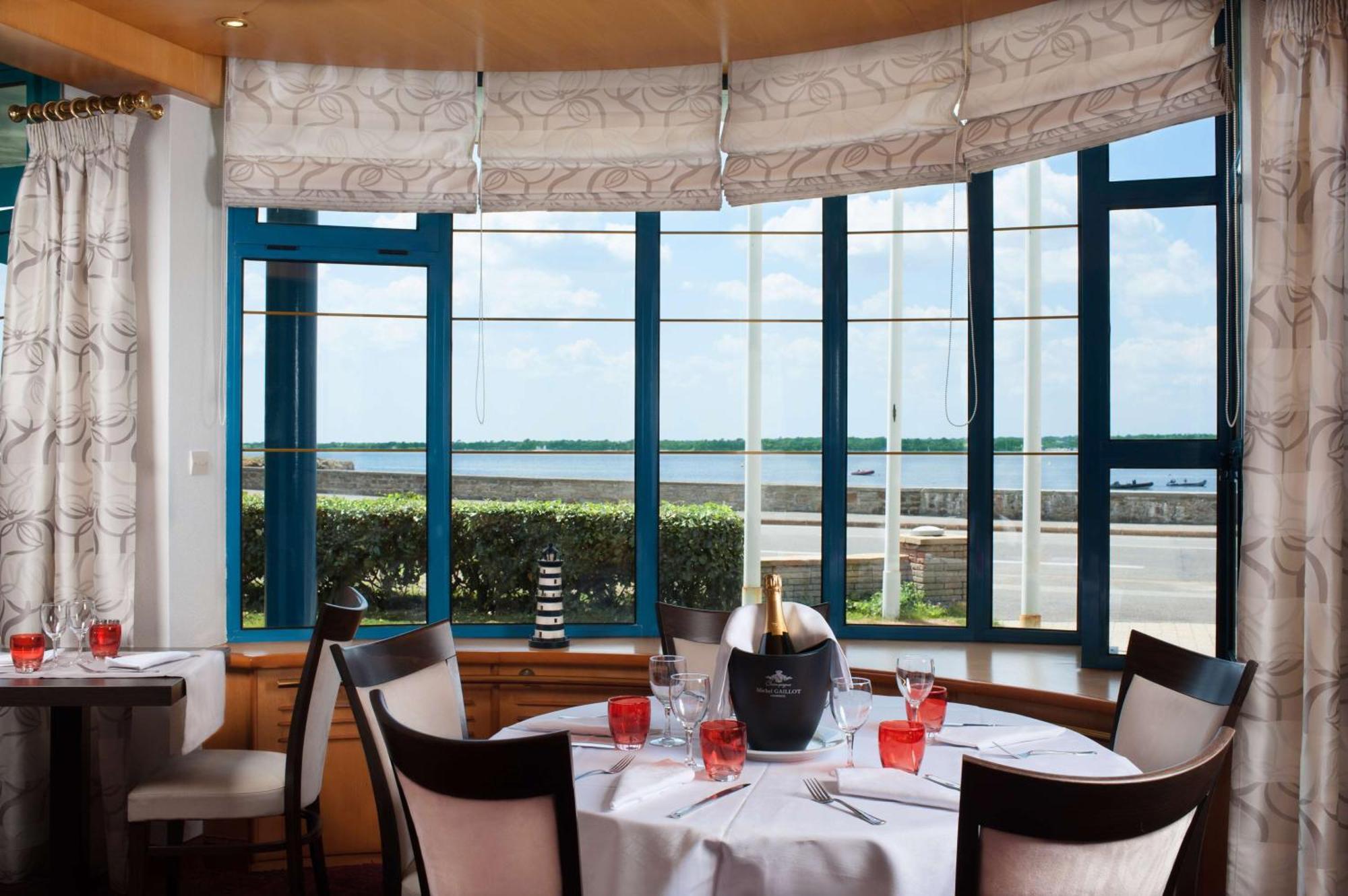Brit Hotel De L'Ocean Конкарно Экстерьер фото