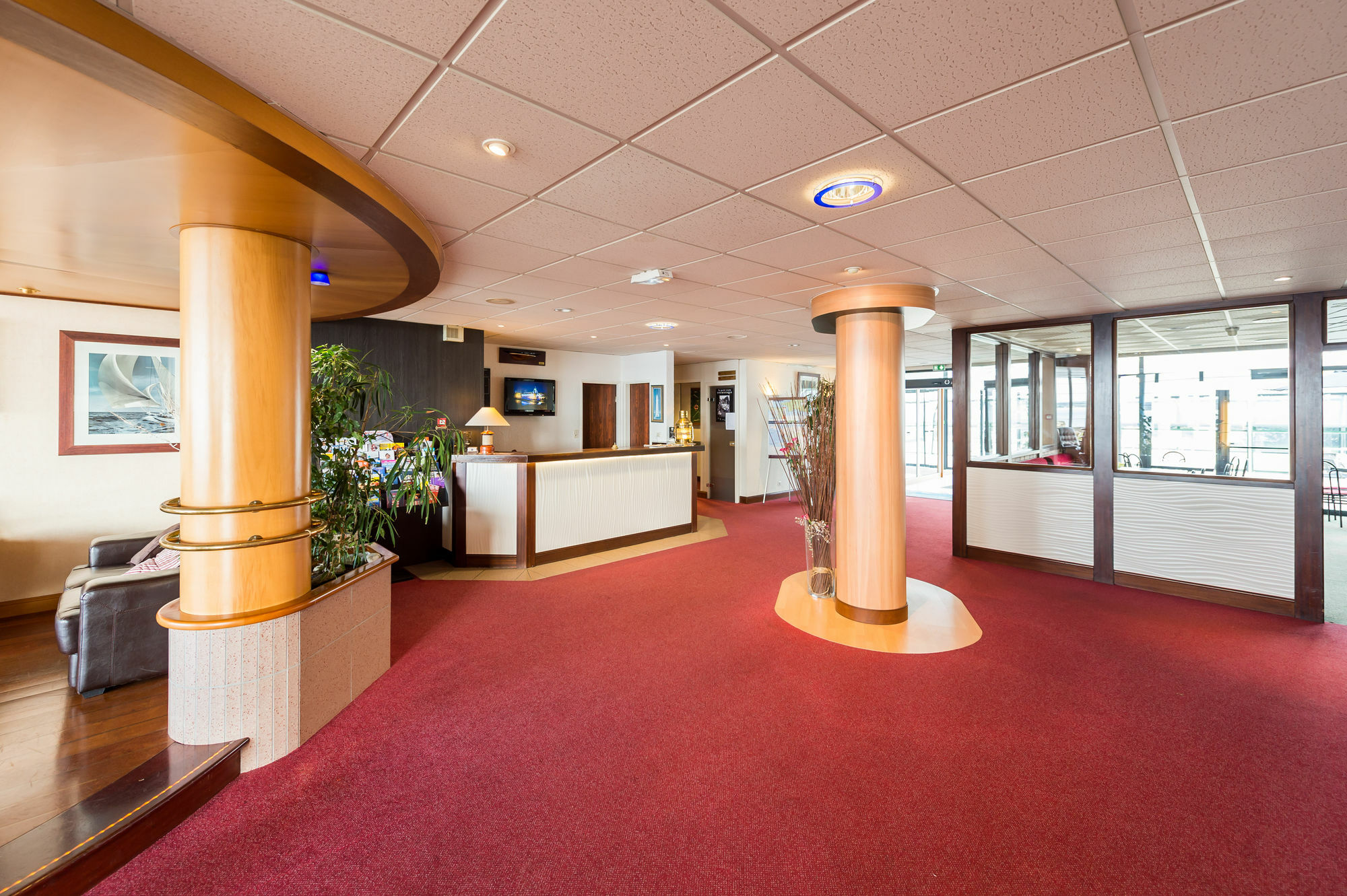 Brit Hotel De L'Ocean Конкарно Экстерьер фото